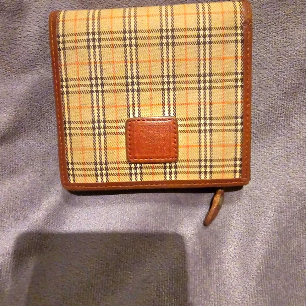 Burberry wallet